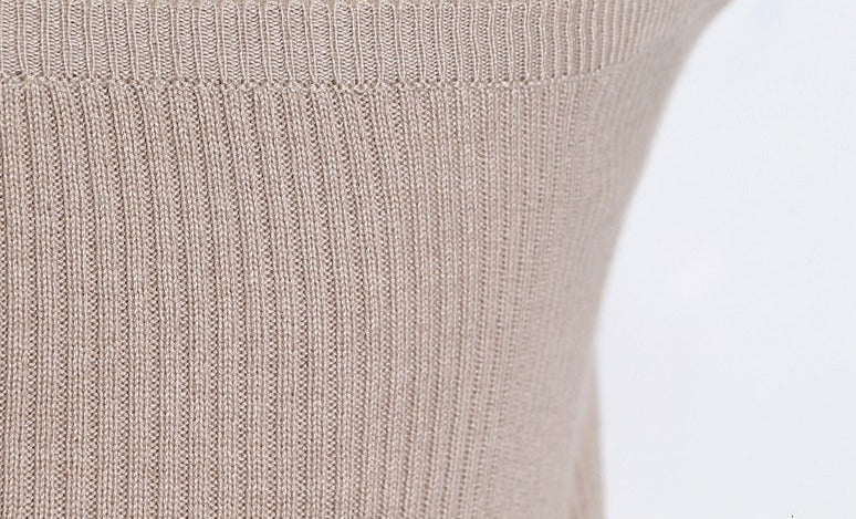 Ribbed Knit Halter Neck Sweater